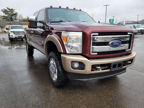 Used 2013 Ford F250 King Ranch w/ King Ranch w/Chrome Pkg image 3