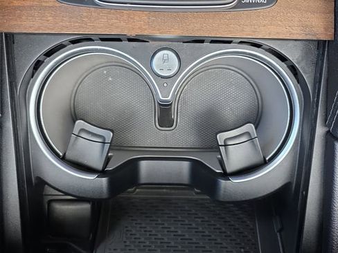 Used 2021 Mercedes-Benz GLE 350 4MATIC image 28