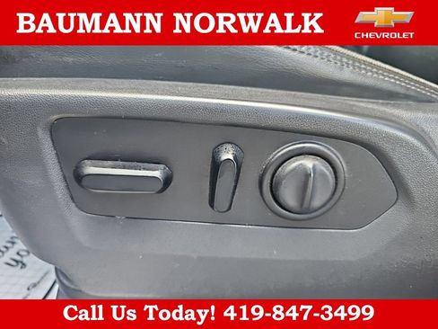 Used 2021 Chevrolet Silverado 1500 High Country w/ Technology Package AWD/4WD image 46