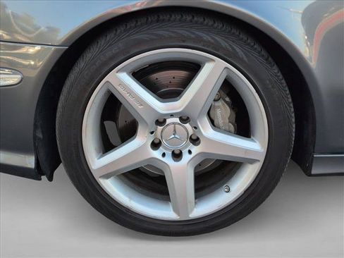 Used 2009 Mercedes-Benz E 350 Sedan image 24