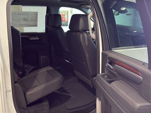 New 2026 GMC Sierra 3500 Denali AWD/4WD image 15