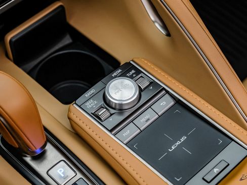 Used 2021 Lexus LC 500 Convertible w/ Touring Package RWD image 63