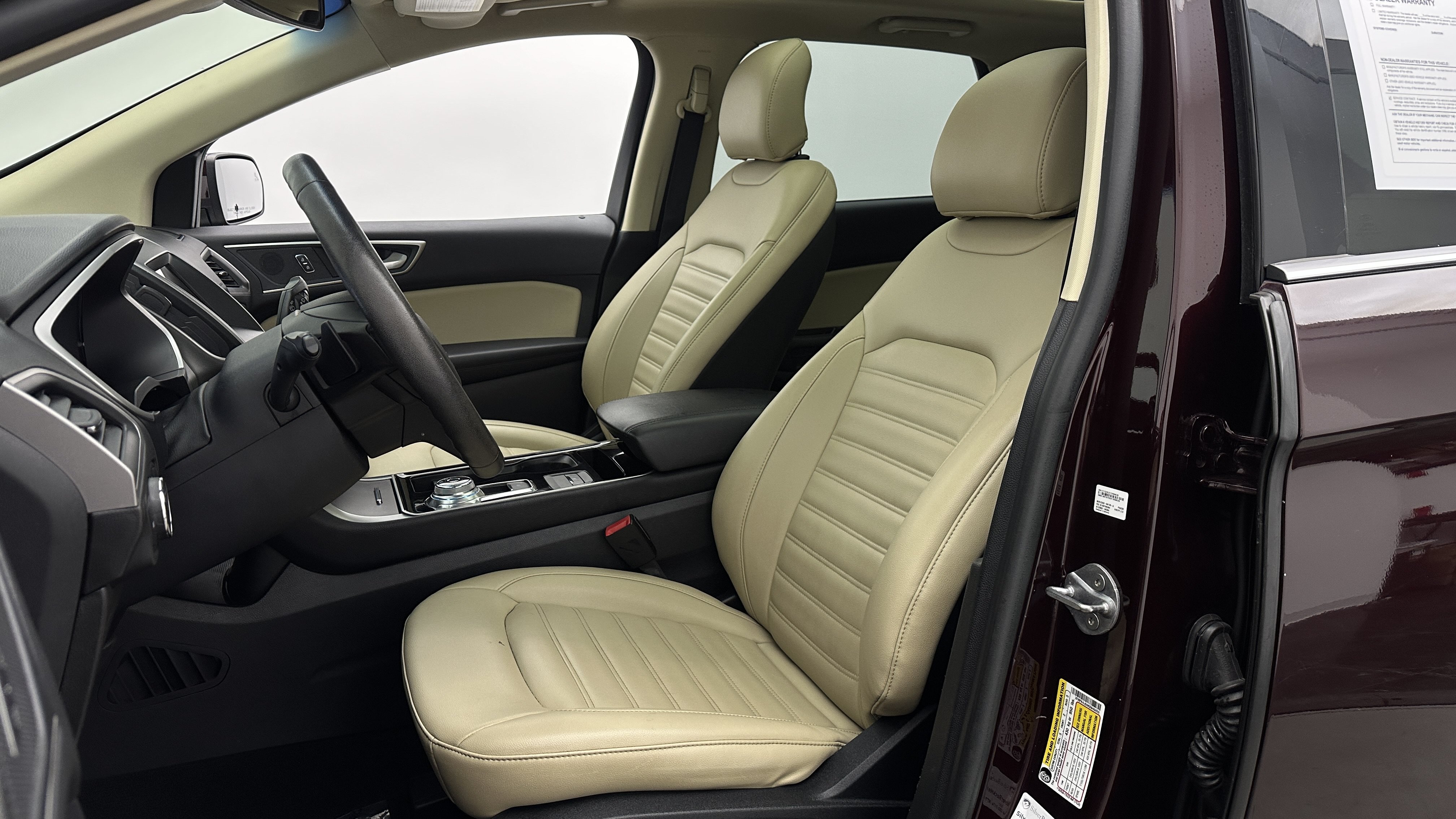 Used 2019 Ford Edge SEL w/ Equipment Group 201A AWD/4WD image 17