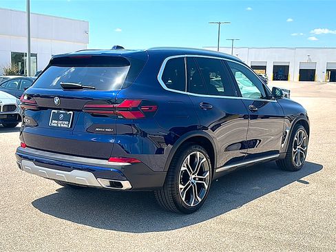 Used 2025 BMW X5 xDrive40i w/ Premium Package AWD/4WD image 8