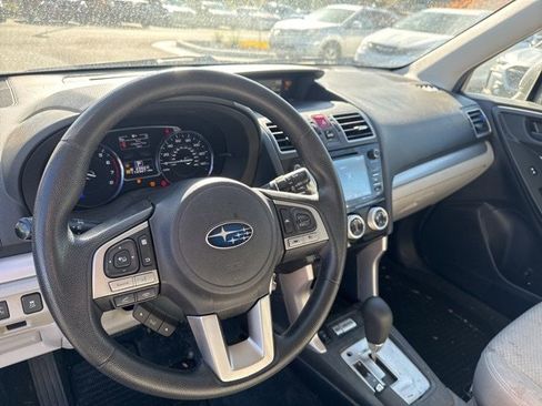 Used 2018 Subaru Forester 2.5i Premium image 12