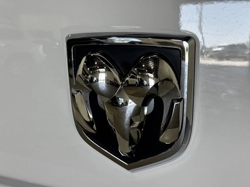 Used 2018 RAM 1500 Big Horn AWD/4WD image 35