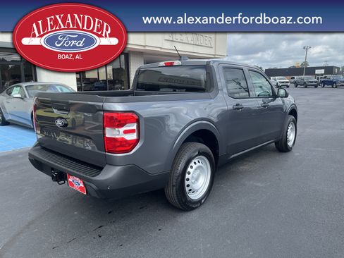 New 2025 Ford Maverick XL image 4