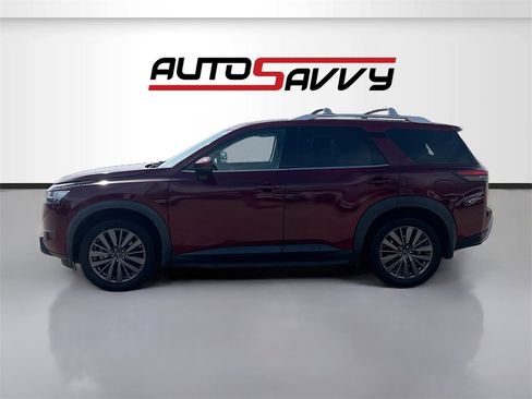 Used 2022 Nissan Pathfinder SL w/ SL Premium Package image 4