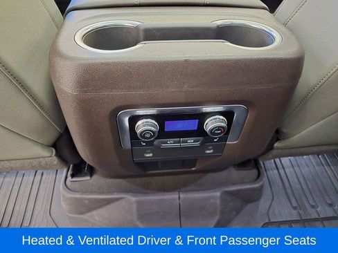 Used 2022 GMC Yukon SLT w/ SLT Luxury Package AWD/4WD image 35
