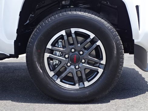 New 2025 Toyota Tacoma TRD Sport image 4