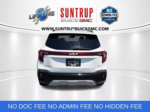 Used 2024 Kia Seltos EX AWD/4WD image 4