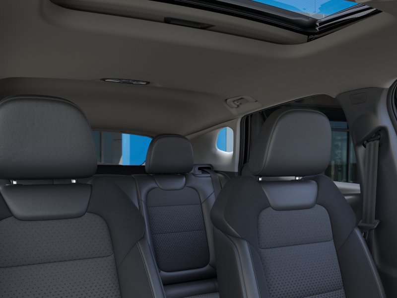 New 2026 Chevrolet Trax LT w/ Sunroof Package FWD image 24