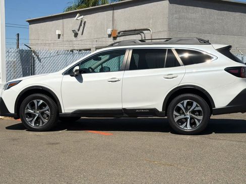 Used 2020 Subaru Outback Limited w/ Tech Package 2 AWD/4WD image 2