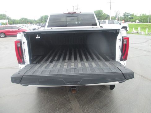 Used 2024 GMC Sierra 2500 Denali w/ Denali Reserve Package AWD/4WD image 10