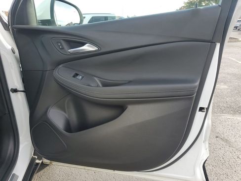 Used 2022 Buick Encore GX Select image 38