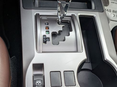 Used 2022 Toyota 4Runner Limited image 24