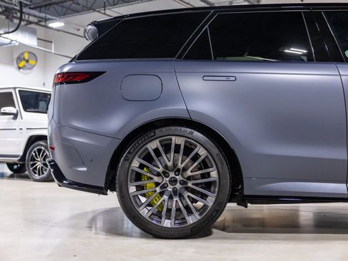 Used 2026 Land Rover Range Rover Sport SV AWD/4WD image 24