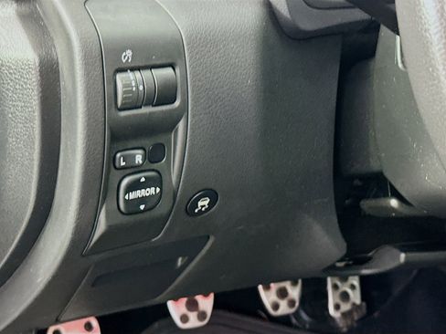 Used 2010 Subaru Impreza WRX STI AWD/4WD image 11