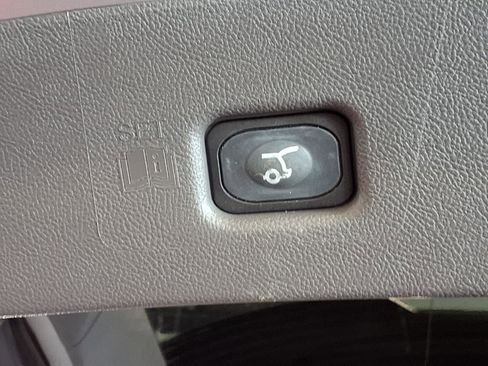 Used 2019 Lincoln Nautilus Reserve AWD/4WD image 7