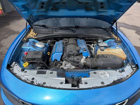 Used 2019 Dodge Charger Scat Pack RWD image 9