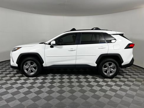 Certified 2025 Toyota RAV4 XLE w/ Convenience Package AWD/4WD image 7
