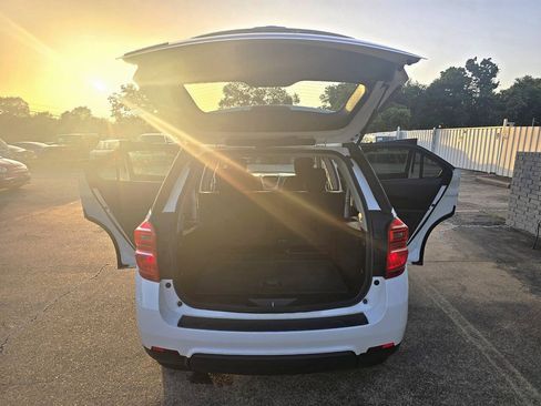 Used 2017 Chevrolet Equinox LS AWD/4WD image 50