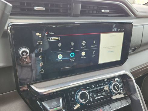 Used 2024 GMC Sierra 2500 Denali image 24