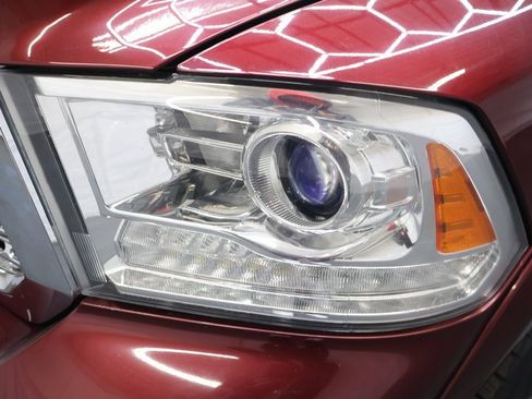 Used 2018 RAM 1500 Laramie w/ Convenience Group image 25