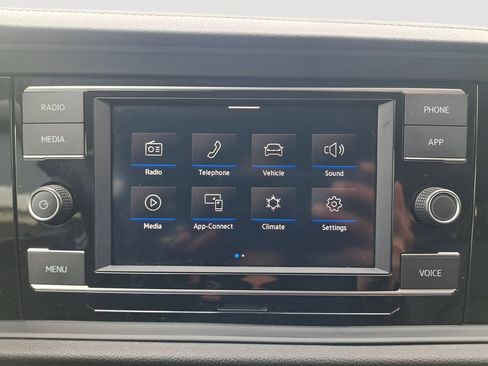 Used 2024 Volkswagen Jetta SE image 22