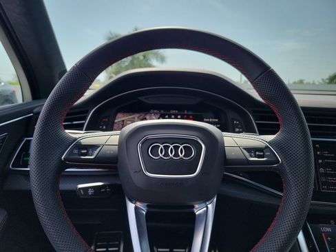 New 2026 Audi SQ7 Prestige AWD/4WD image 7