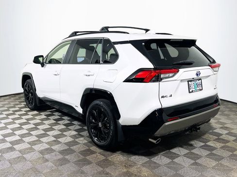 Certified 2024 Toyota RAV4 SE w/ Convenience Package AWD/4WD image 8