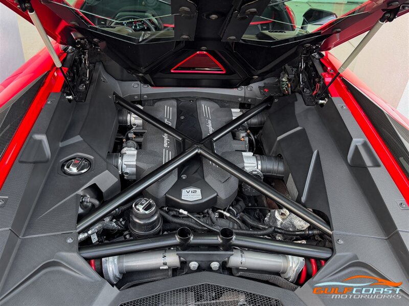 Used 2019 Lamborghini Aventador S AWD/4WD image 40