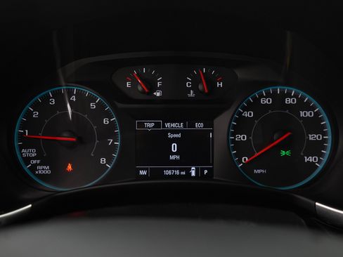 Used 2021 Chevrolet Equinox LS w/ LS Convenience Package AWD/4WD image 26