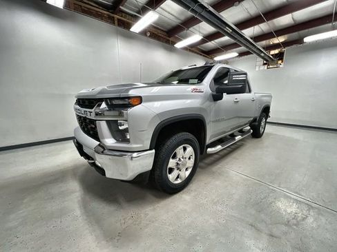 Certified 2022 Chevrolet Silverado 2500 LT w/ All Star Edition AWD/4WD image 4