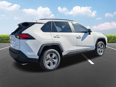 New 2025 Toyota RAV4 XLE image 4