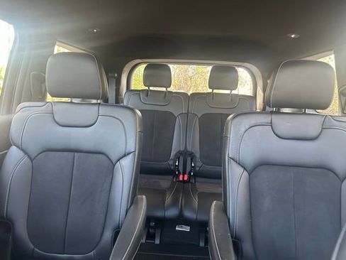 Used 2023 Jeep Grand Cherokee L Laredo AWD/4WD image 23