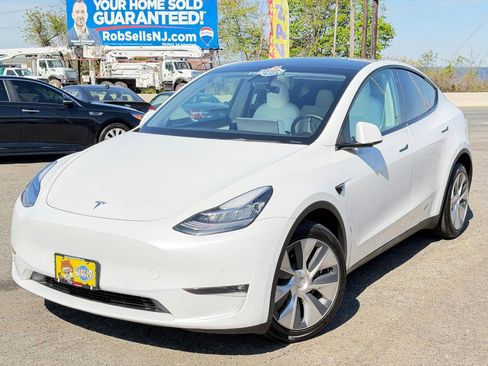 Used 2021 Tesla Model Y Long Range image 80