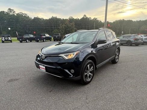Used 2018 Toyota RAV4 XLE w/ Plus Extra Value Package AWD/4WD image 7