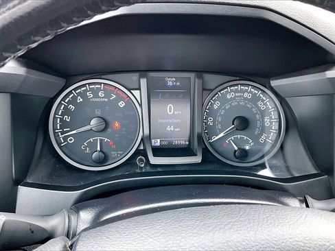 Used 2023 Toyota Tacoma TRD Sport image 12