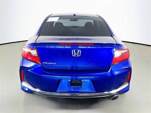 Used 2016 Honda Accord EX image 6
