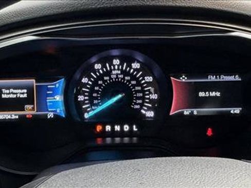 Used 2020 Ford Fusion SE FWD image 13