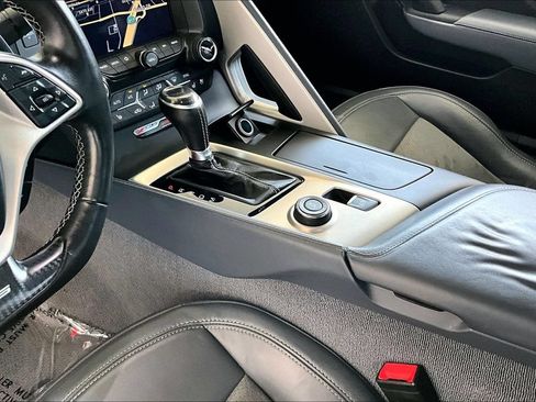 Used 2015 Chevrolet Corvette Z06 w/ 2LZ Preferred Equipment Group RWD image 17