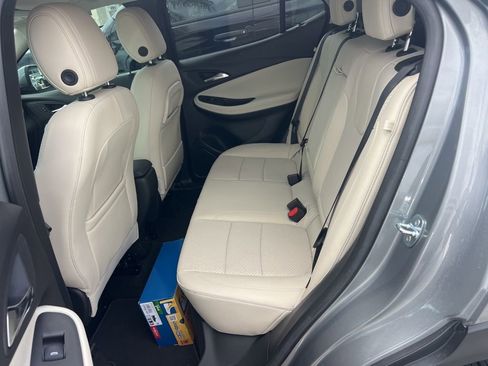 Used 2023 Buick Encore GX Essence w/ Experience Buick Package image 12