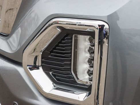 Used 2022 GMC Sierra 1500 Denali w/ Denali Reserve Package image 16