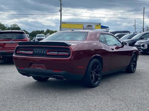 Used 2018 Dodge Challenger R/T w/ Blacktop Package image 5