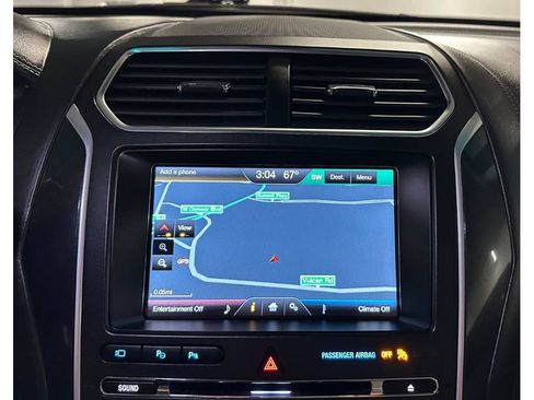 Used 2016 Ford Explorer Platinum AWD/4WD image 31