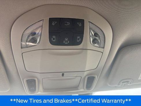 Used 2019 Chrysler Pacifica Limited FWD image 15