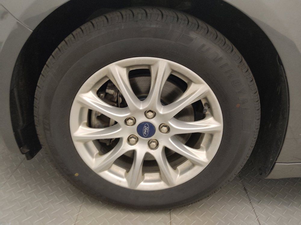 Used 2018 Ford Fusion S FWD image 31