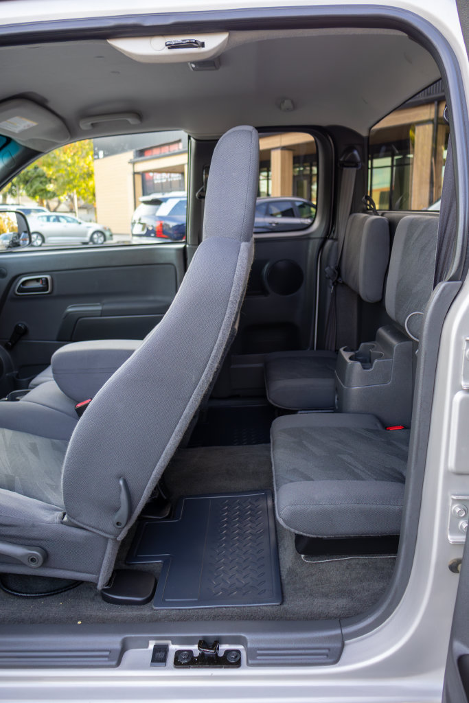 Used 2005 Chevrolet Colorado LS RWD image 14