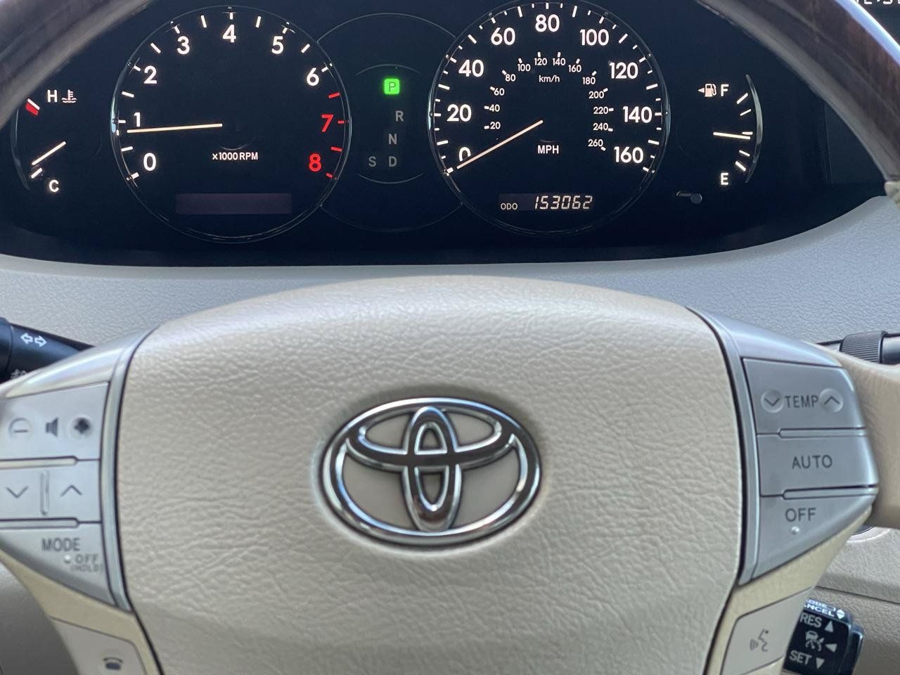 Used 2008 Toyota Avalon Limited FWD image 2